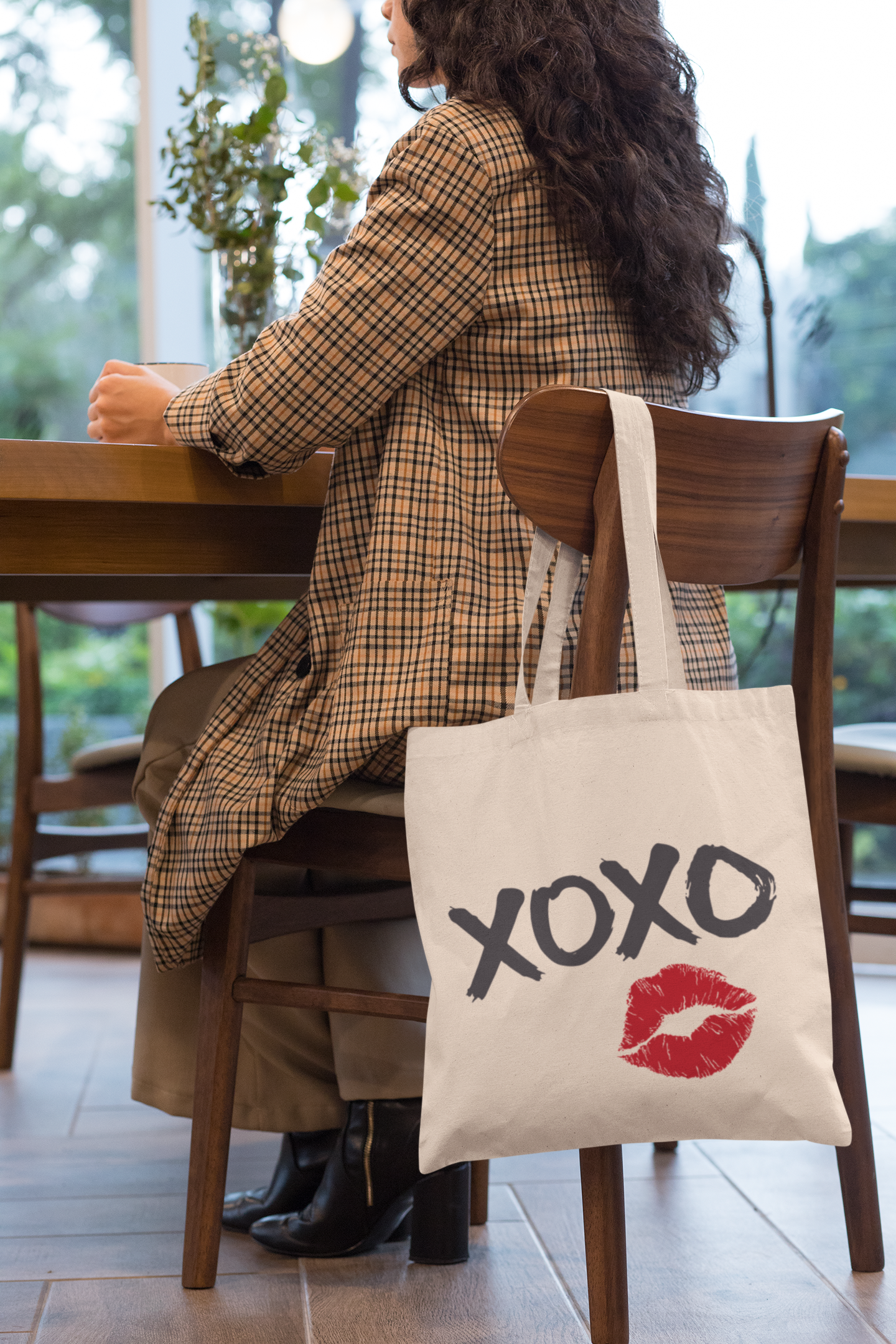 XOXO Kiss Me Statement Tote Bag