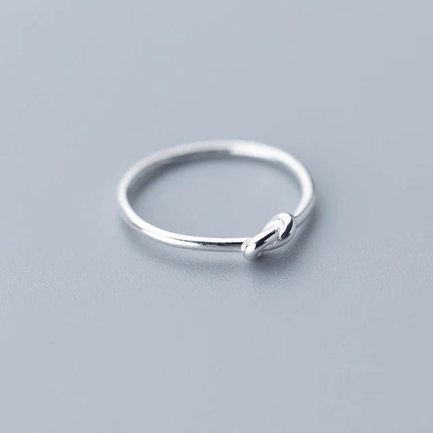 Silver Knot Tying Ring | Multiple Sizes